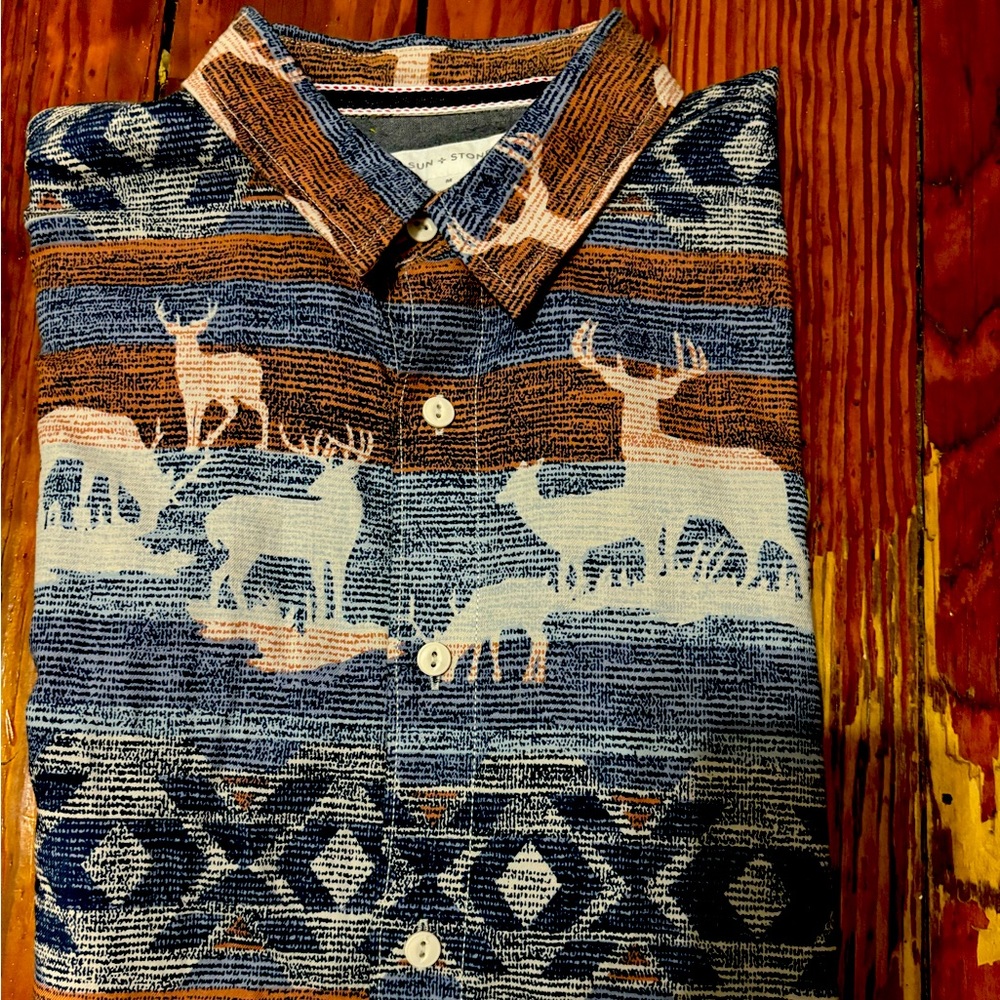 Sun + Stone, Medium, reindeer pattern blue, orange, and white collared shirt